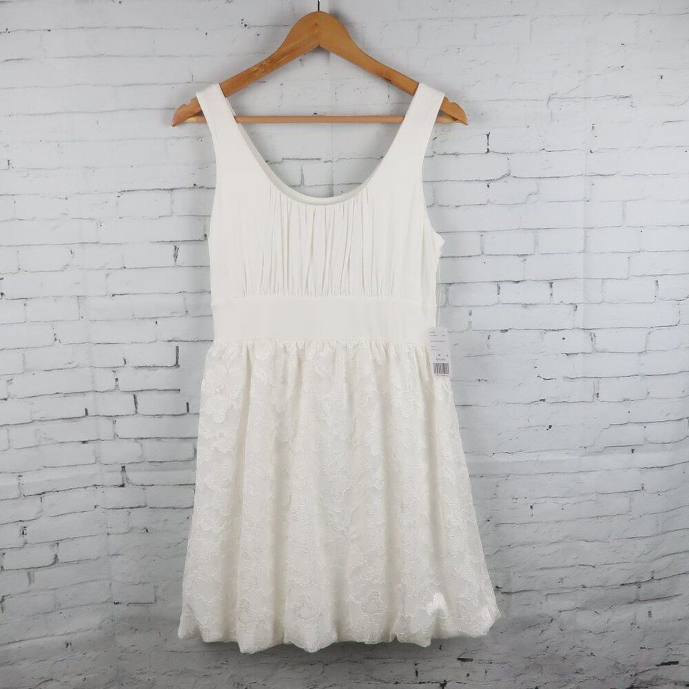 TWENTY ONE CREAM SLEEVELESS SCOOP NECK BABY DOLL DRESS SIZE MEDIUM